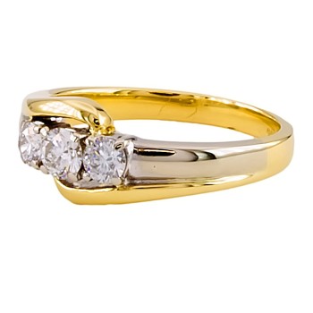 18ct 2-tone gold Diamond 0.50cts 3 stone Ring size O